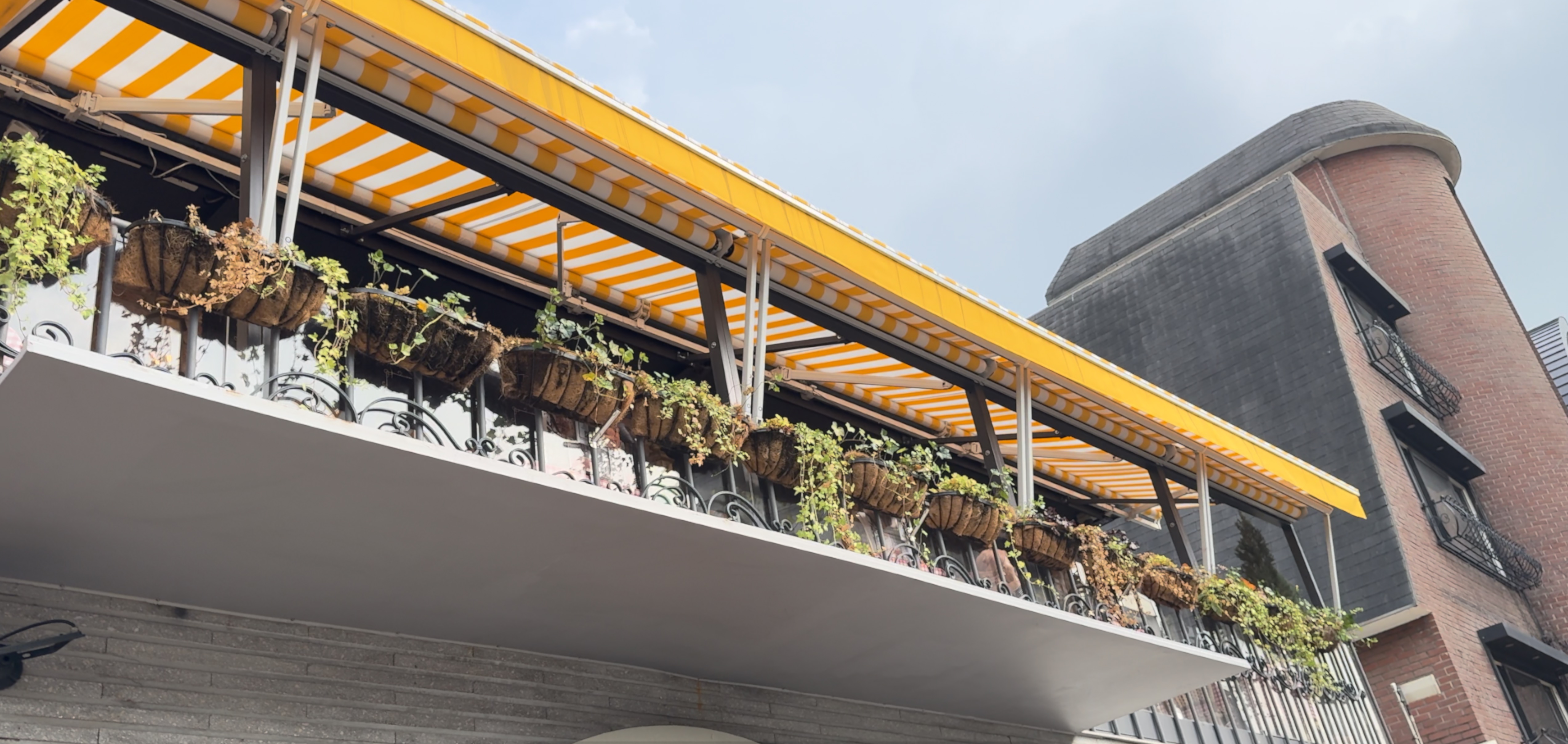 대학로 핏제리아오 어닝, 사이드 어닝, 드랍식 어닝, 유일 어닝